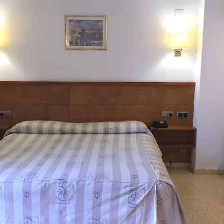 Hotel Octavia 3*