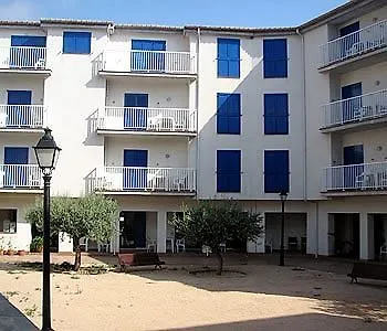 オクタビア カダケス