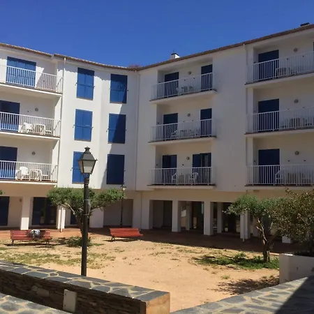Hotel Octavia 3*