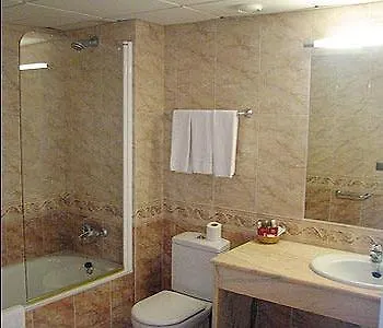 Hotel Octavia 3*