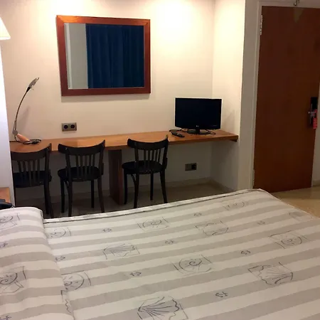 Hotel Octavia 3*